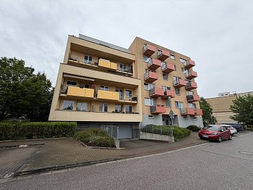 Pronájem bytu 2+kk 59 m², Ve Stromovce, Hradec Králové-Třebeš