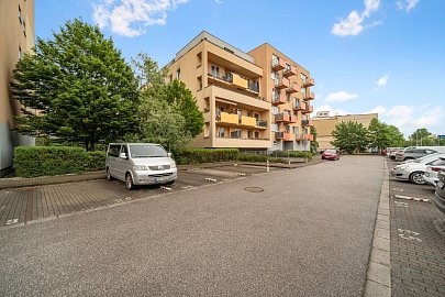 Pronájem bytu 2+kk 59 m², Ve Stromovce, Hradec Králové-Třebeš